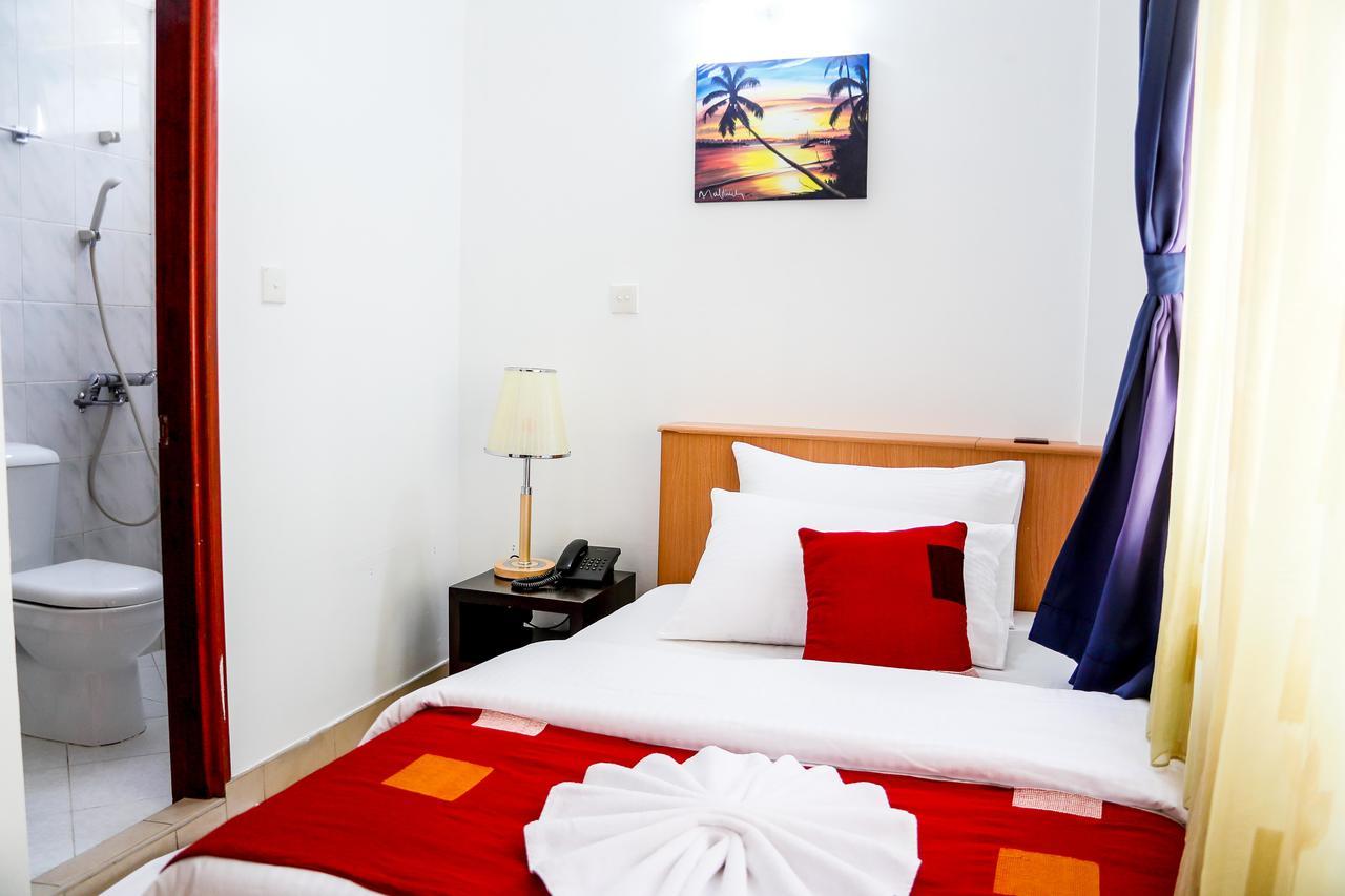 Sunny Suites Inn Хулхумале Экстерьер фото