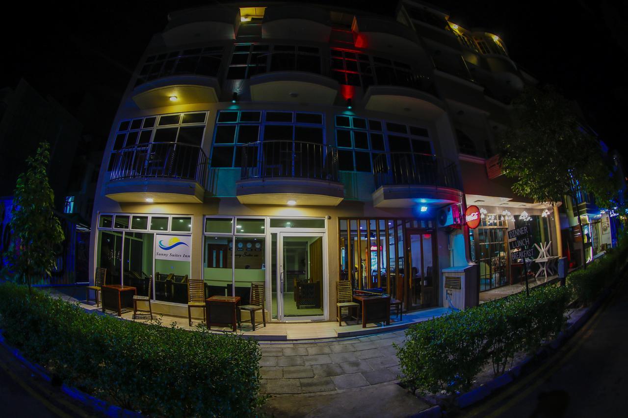 Sunny Suites Inn Хулхумале Экстерьер фото